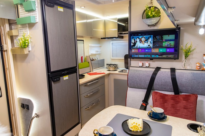 3月，北京房車展，看長(zhǎng)城炮房車