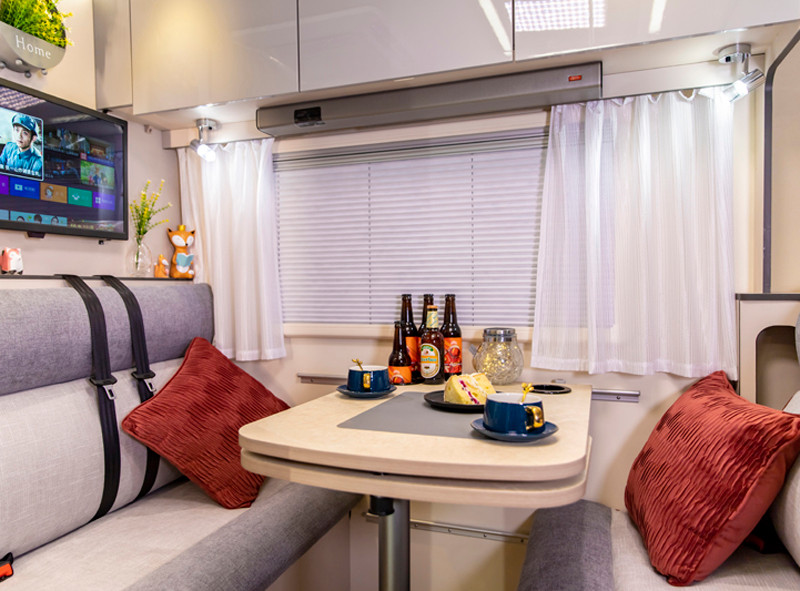 自由炮房車正式亮相北京國際房車博覽會(huì) 自由炮房車正式亮相北京國際房車博覽會(huì)