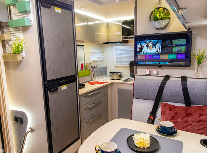 自由炮房車正式亮相北京國際房車博覽會(huì) 自由炮房車正式亮相北京國際房車博覽會(huì)