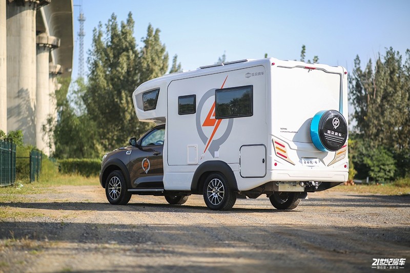 打響第二炮!搶先實拍體驗覽眾自由炮-B皮卡四驅房車 打響第二炮!搶先實拍體驗覽眾自由炮-B皮卡四驅房車