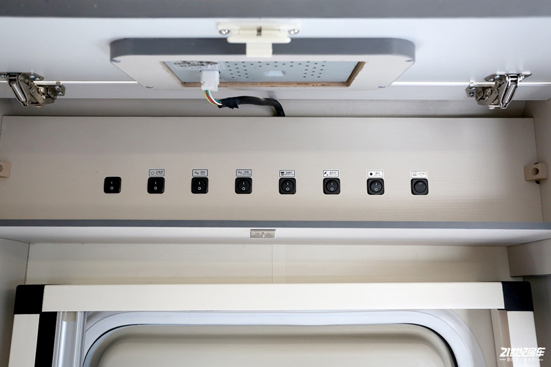 打響第二炮!搶先實拍體驗覽眾自由炮-B皮卡四驅房車 打響第二炮!搶先實拍體驗覽眾自由炮-B皮卡四驅房車