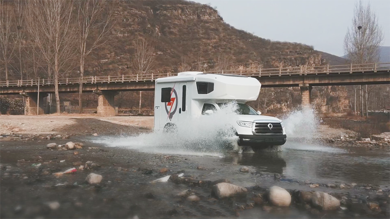 自由炮，用動力征服旅途