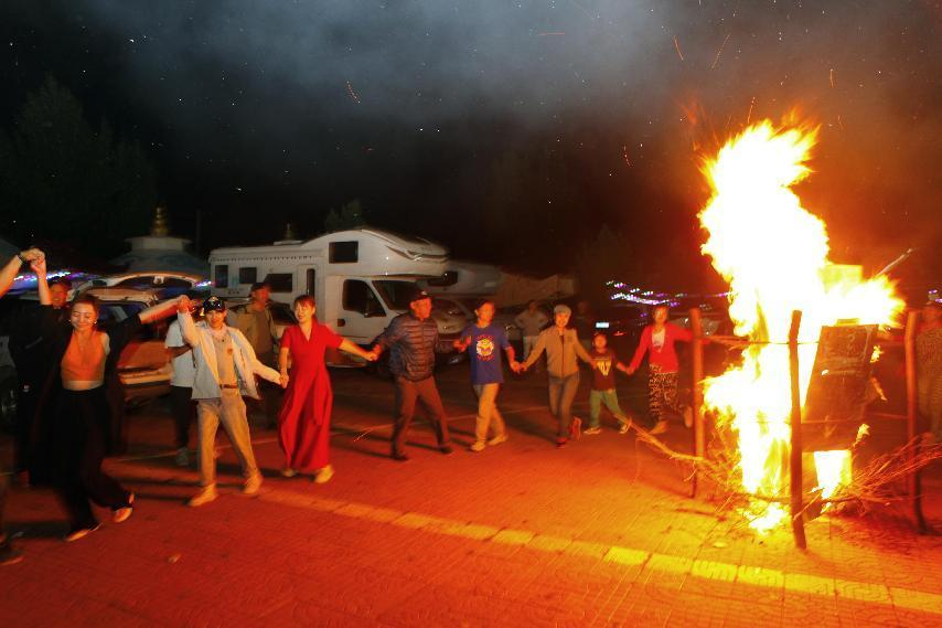 對酒當歌，人生幾何，要盡興就現(xiàn)在！