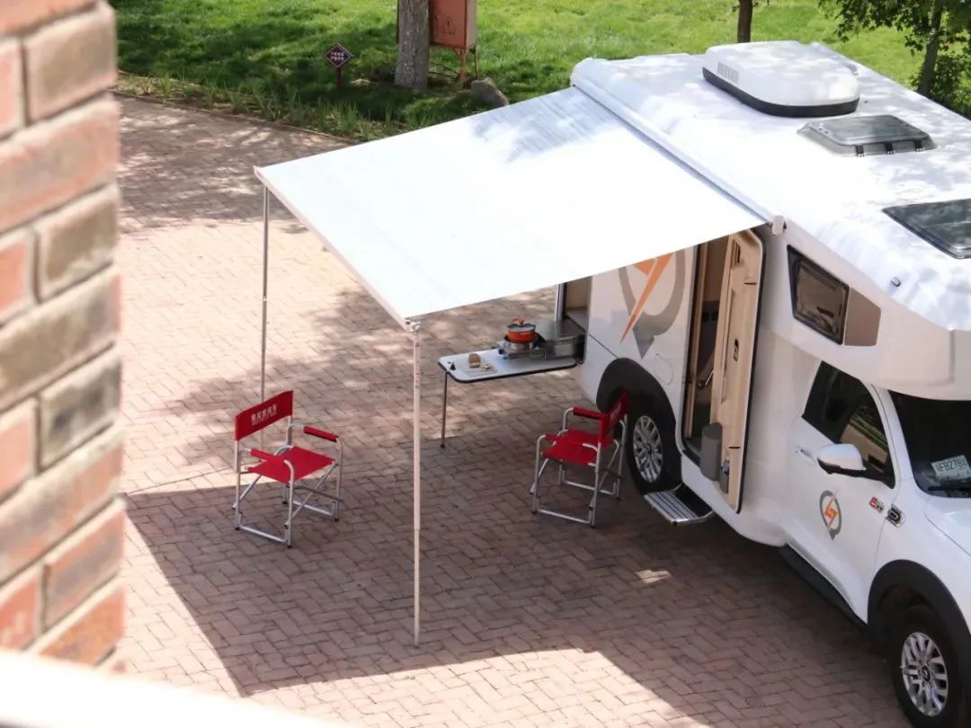 房車出行，做好這幾點(diǎn)你會更安全！