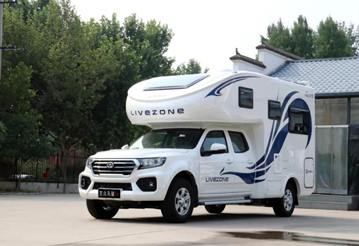 這款房車動力不錯，可以選擇