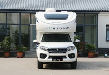 買房車必選四驅房車，四驅房車可以看這款