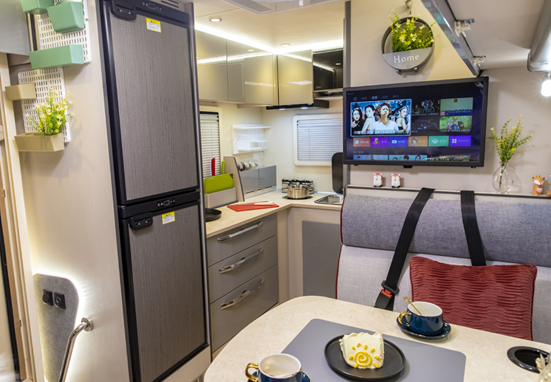 皮卡房車皮實(shí)耐用、功能齊全